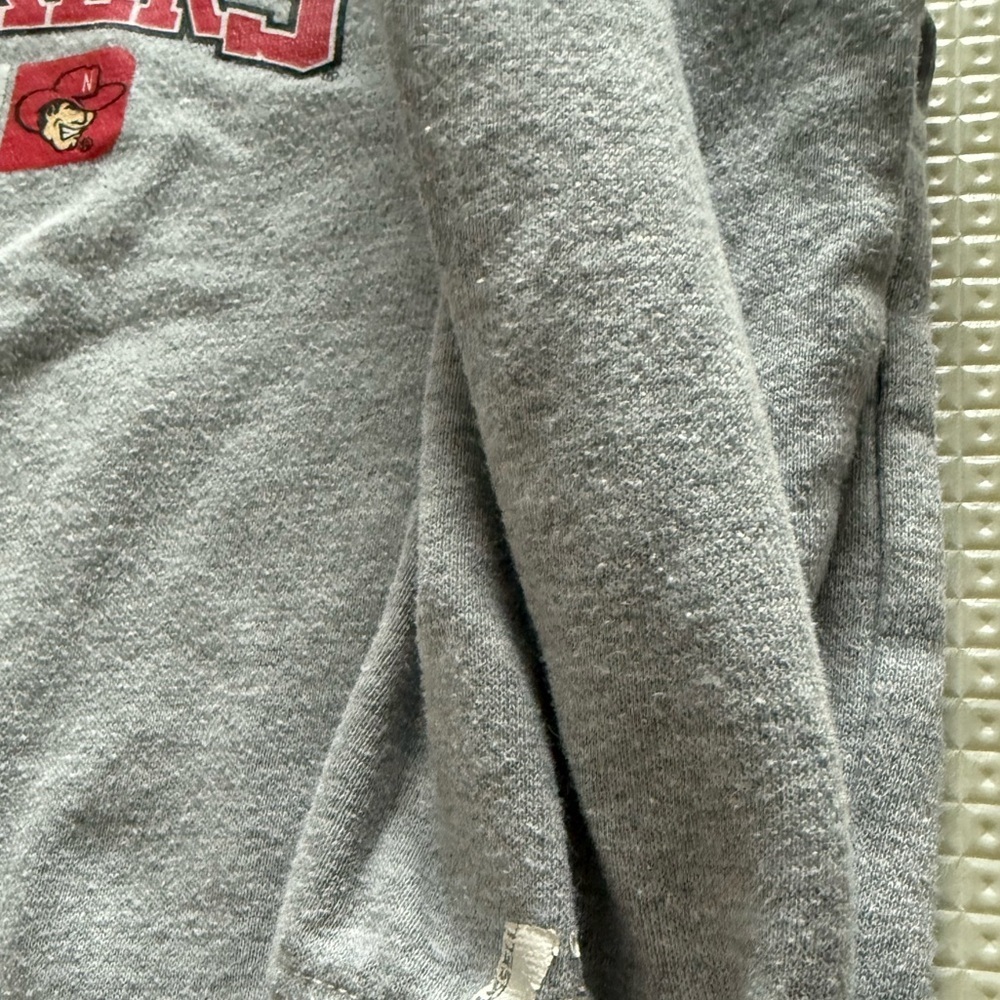 Russell|Vintage toddler sweatshirt,gender neutral Huskers Kids Gray Sweatshirt⢠- Picture 4 of 6